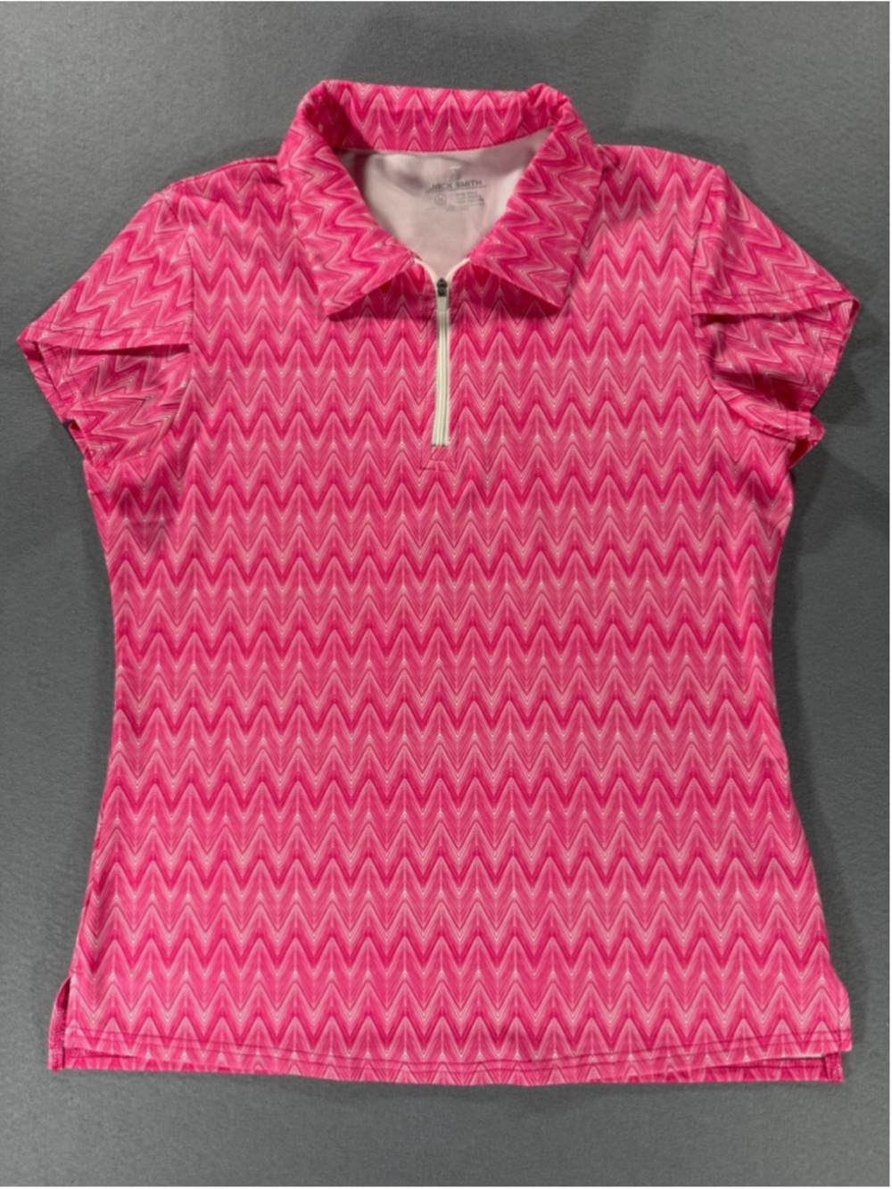 Jack Smith Women’s Quarter Zip Medium Golf Polo with Pink Chevron Pattern 50+UPF